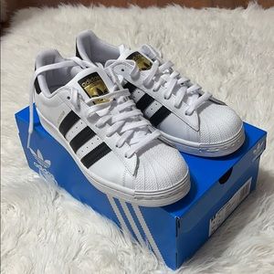 Women’s adidas shoes